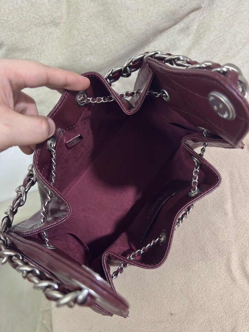 CC 25 Small 26cm (Category: Shoulder Bags) located in Makati City. Submitted by empiricalluxe (Listing ID 1470136843, Image 3). Description: Burgundy caviar with aged silver hardware With box and dust bag 📍Legazpi Village, Makati I’m on the nightshift so replies may be slow during the daytime Buyers will be responsible for booking and paying for same-day delivery service For buyers in Metro Manila and nearby areas only that are serviceable by sa