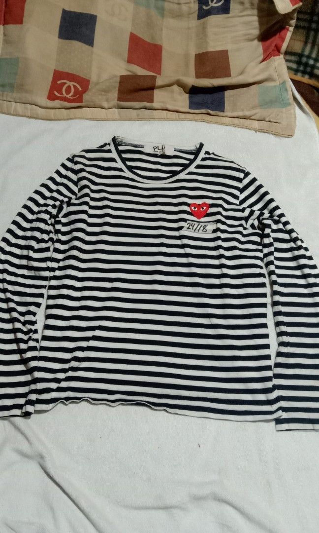 CDG PLAY AND BURBERRY (Category: Jeans) located in Maramag. Submitted by newlifeo7angel (Listing ID 1470126872, Image 2). Description: ASPAC 800+SF AS NEW BURBERRY PALDA SILK TIPE BEWANG 28 HABA 30 PLAY CDG NO ISSUE DIMES)24/18 ASPAC ONLY.
