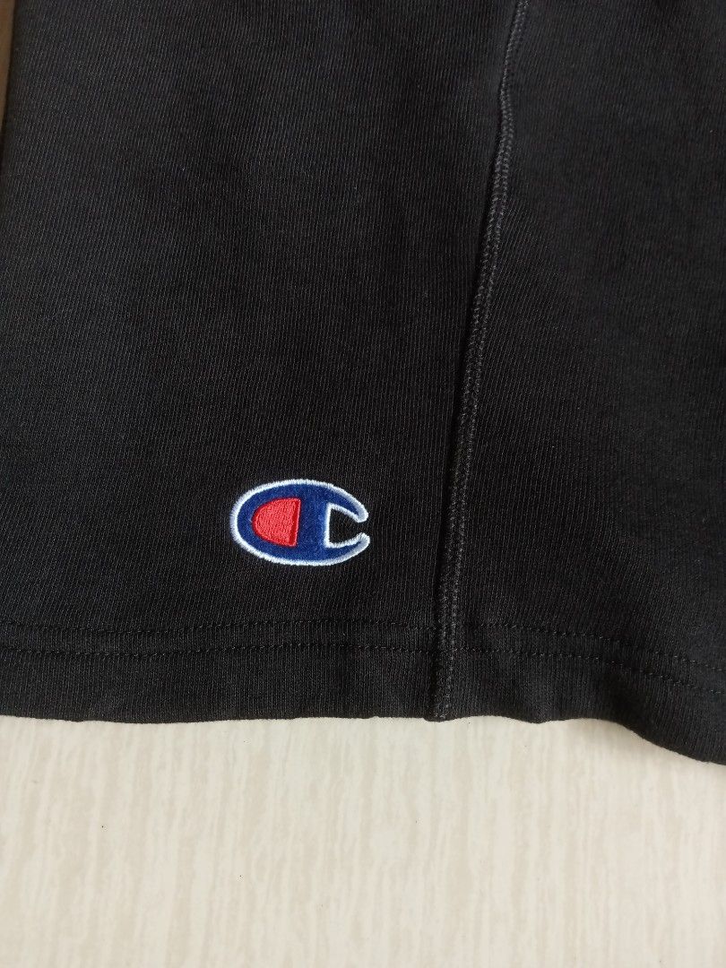 Champion Black Sweatshorts Size M (Category: Shorts) located in Tanay. Submitted by jrgoods (Listing ID 1469979502, Image 2). Description: Champion sweatshort Medium Waistline 32-34 Length 20 Good as new condition 450+ship Tanay Rizal location Shipping Nationwide - Color: Black - Size: Medium (M) - Material: Cotton and polyester blend (Made in Cambodia) - Waistband: Elastic with adjustable drawstrings - Details: Embroidered Champion logo on the l