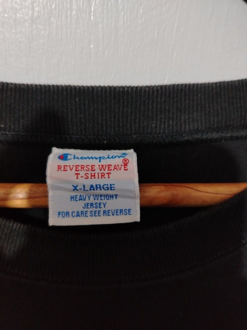 Champion Reverse Weave (Category: Tshirts & Polo Shirts ) located in Bocaue. Submitted by adrianberi35876 (Listing ID 1469995048, Image 3). Description: Champion Reverse Weave Width:23 Length:28.7 Condition:9/10 Color Rate:9/10 Issue:🚫 📩📩.