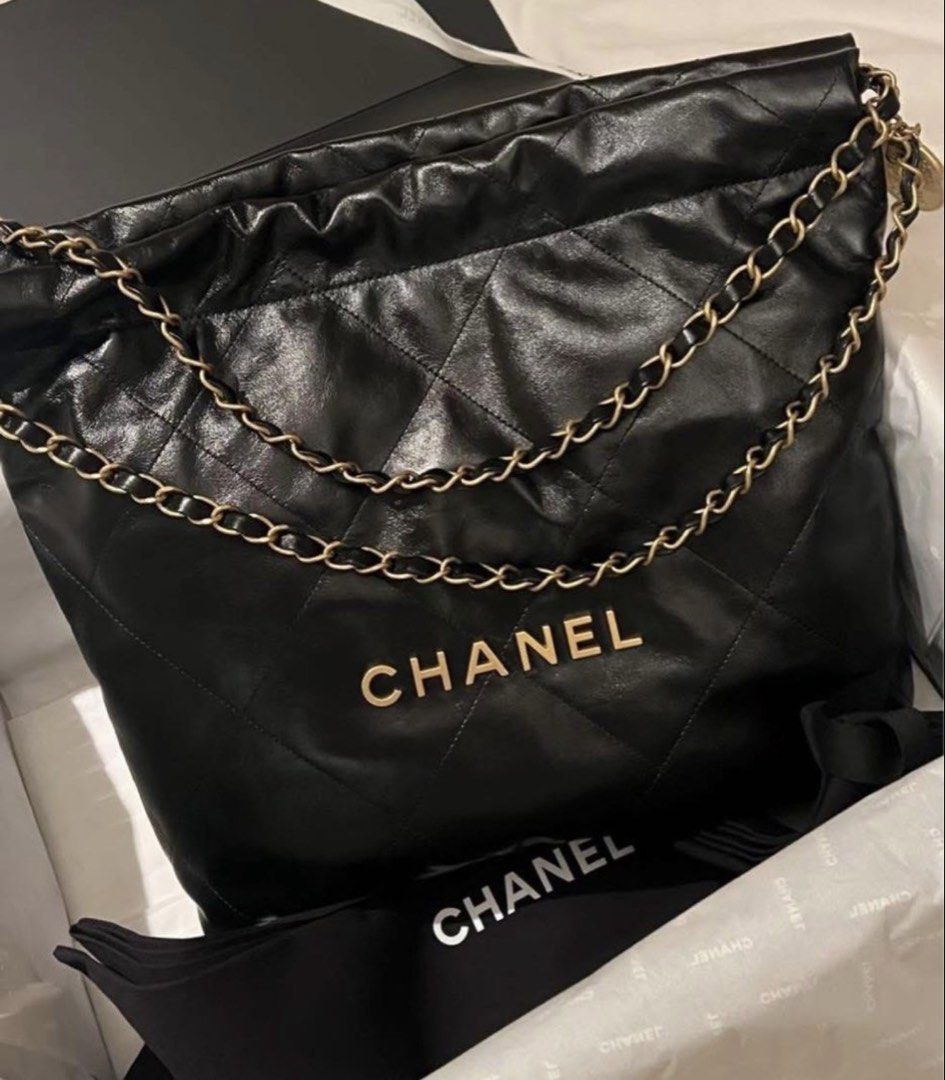 Chanel 22 Black Calfskin (Category: Shoulder Bags) located in Manila. Submitted by luxlover29 (Listing ID 1470028548, Image 1). Description: Inclusion- Dustbag and Pouch Can do same day delivery via Lalamove .