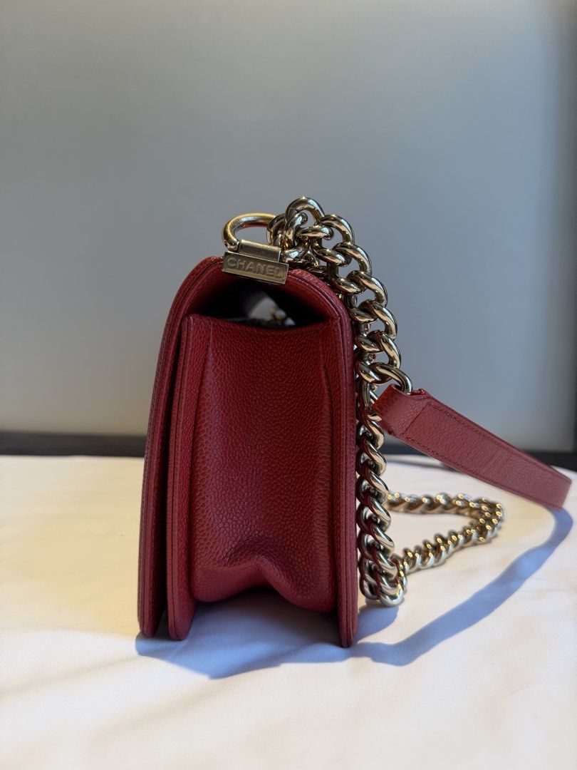 CHANEL LE BOY BURGUNDY (Category: Luxury Bags & Wallets) located in Makati City. Submitted by theladyluxe.ph (Listing ID 1469949770, Image 3). Description: Chanel Le Boy Old Medium Caviar GHW Wine red color Very good condition Series 29 holo intact w/ authenticity card, box, dustbag & LG cert 🏷️ 175k for 3mo LA Nego for cash 💳 MOP: BPI/Bank Transfer/Gcash/Maya/Paypal DISCLAIMER: theladyluxxe is NOT AFFILIATED with any brand posted on this page.