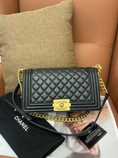 (Category: ) located in . Submitted by collynluxurybag (Listing ID 1470078808, Image 1). Description: .