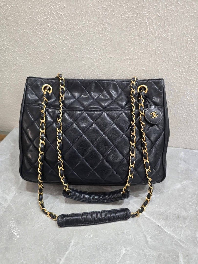 Chanel Quilted Lambskin Chain Pst Tote Authentic💯💯 (Category: Luxury Bags & Wallets) located in Davao. Submitted by SecondhandItems97 (Listing ID 1470041889, Image 1). Description: Small size Includes generic dustbag.
