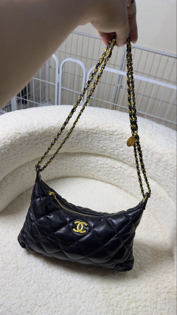 Chanel Shoulder Bag (Category: Shoulder Bags) located in Binmaley. Submitted by amayscollections (Listing ID 1470051542, Image 2). Description: On sale chanel quilted 2way bag for only: ₱399+sf for payment first ₱ 469+sf for cash on delivery 📍Pangasinan We Ship Nationwide po 🚚.