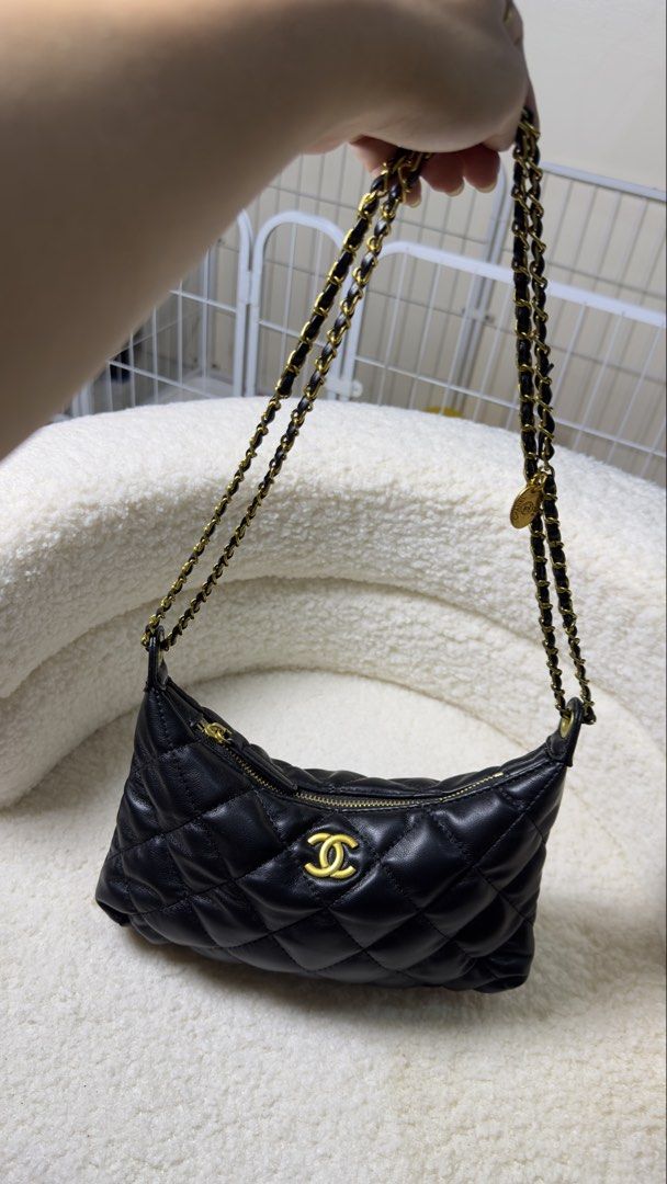 Chanel Shoulder Bag (Category: Shoulder Bags) located in Binmaley. Submitted by amayscollections (Listing ID 1470051542, Image 3). Description: On sale chanel quilted 2way bag for only: ₱399+sf for payment first ₱ 469+sf for cash on delivery 📍Pangasinan We Ship Nationwide po 🚚.