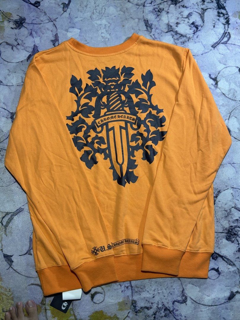 Chrome hearts sweater (Category: Tshirts & Polo Shirts ) located in Marilao. Submitted by whocoppin (Listing ID 1469958826, Image 2). Description: Chrome hearts sweater Size large Brandnew 1k.