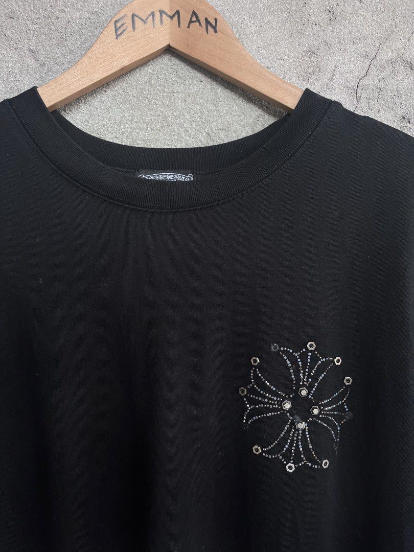 Chromehearts Tee (Category: Tshirts & Polo Shirts ) located in Bacolod City. Submitted by eman_03 (Listing ID 1469963522, Image 3). Description: 📍Chrome Hearts Tee Size L-XL 23W x 28-29L Excellent Condition Heavy Cloth -Bacolod City, Negros Occidental 📥DM.