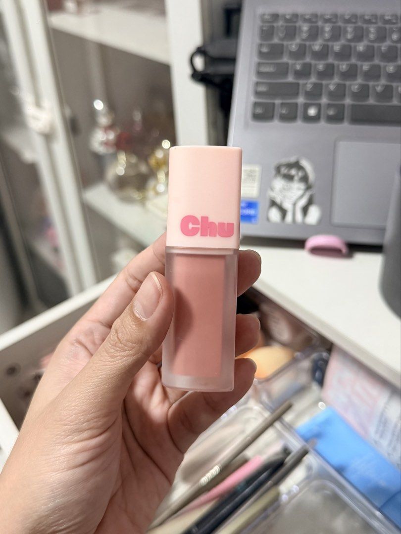 CHUCHU BLUSH (Category: Makeup) located in Bacoor. Submitted by jandeeee (Listing ID 1470040368, Image 1). Description: New wala lang box Mali napadala sakin ng seller.