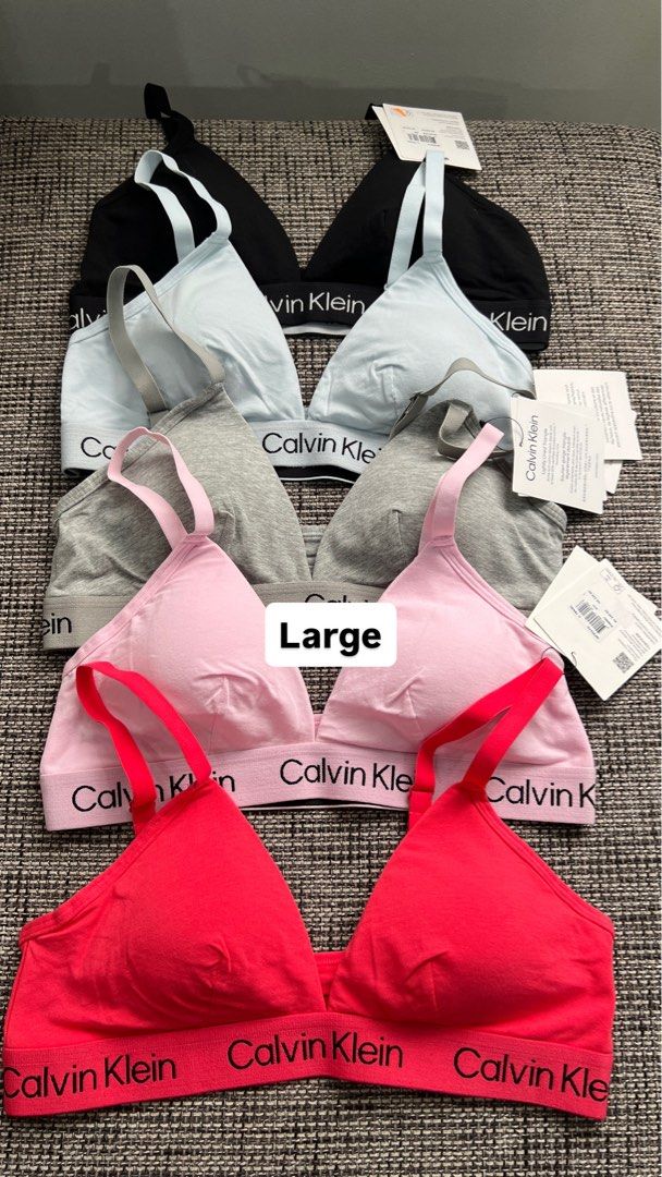 Calvin Klein Bra V Shape (Category: Undergarments & Loungewear) located in Cainta. Submitted by vrenaussiegoods (Listing ID 1469955968, Image 2). Description: .