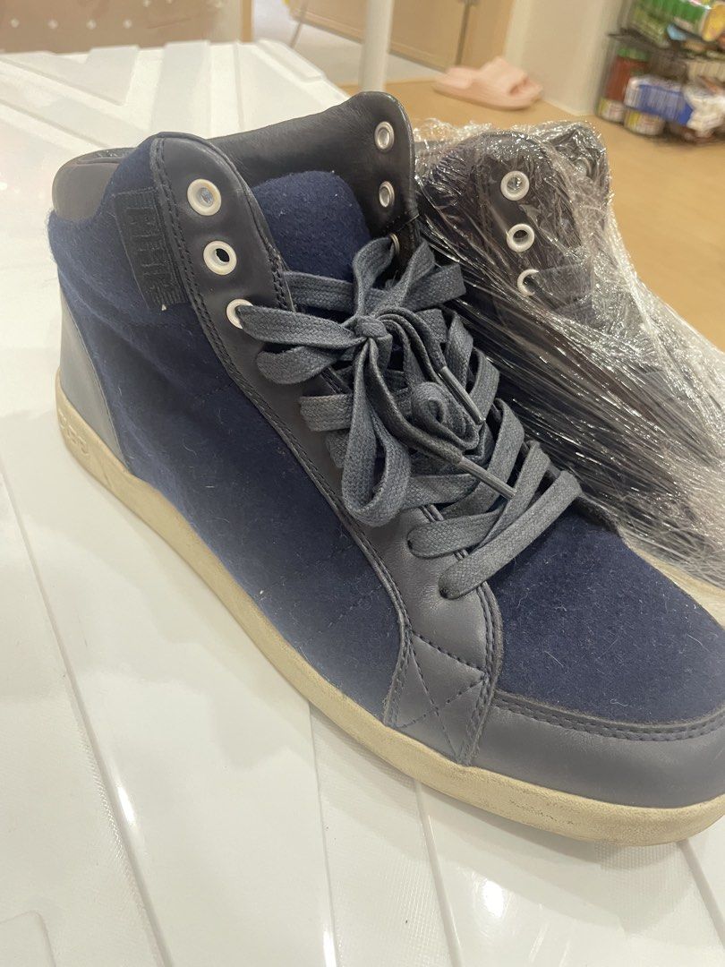 CLAE RUSSEL SHOES LEATHER (Category: Sneakers) located in Manila. Submitted by bedlambuzz (Listing ID 1470000884, Image 1). Description: WYSIWYG NO BOX USED PAIRS BUT WEARABLE THESE ARE ALL PERSONAL PAIRS MAY OR MAY NOT HAVE MINOR FLAWS WILL NOT UNWRAP TO PROVIDE MORE PICS.