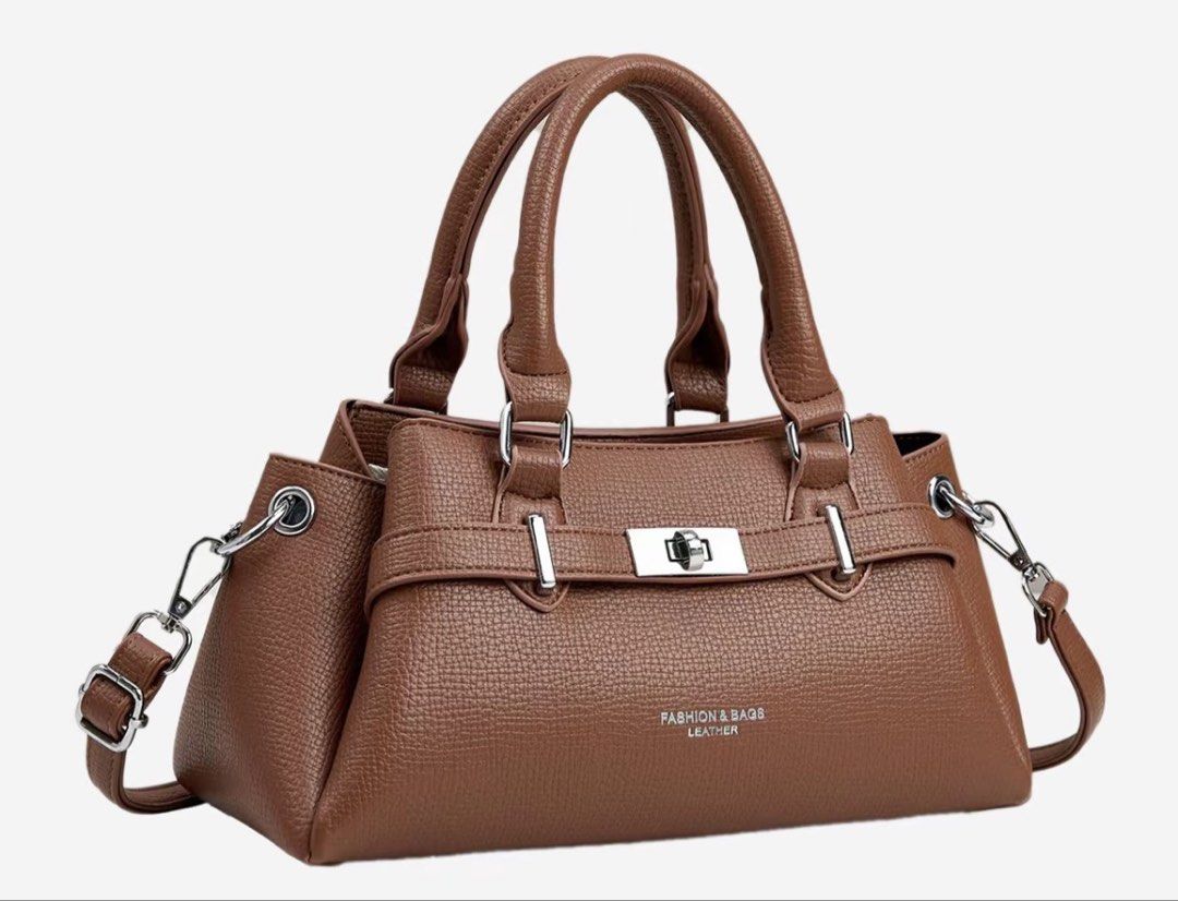 Classy 2 way bag choose ur color (Category: Shoulder Bags) located in Manila. Submitted by vintageaccessories (Listing ID 1470126572, Image 3). Description: .
