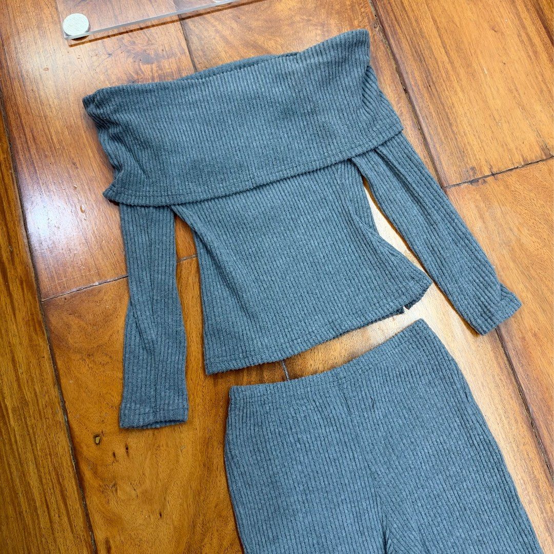 CLEARANCE SALE - SHEIN SET (Category: Sets or Coordinates) located in Muntinlupa City. Submitted by curationbymich (Listing ID 1470133576, Image 2). Description: .