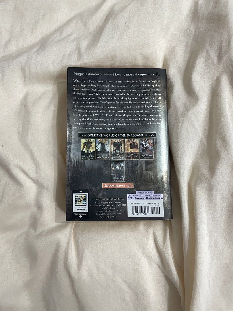 Clockwork Angel by Cassandra Clare (Category: Storybooks) located in Manila. Submitted by sylveohn (Listing ID 1470050329, Image 2). Description: has regular browning and foxing on pages.
