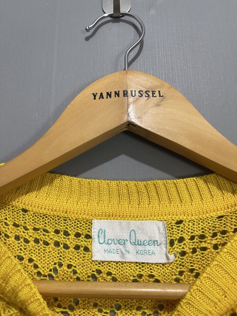 Clover Queen Pointelle Knit Sleeveless Sweater (Category: Sleeveless) located in Davao. Submitted by yannrussel00 (Listing ID 1469974119, Image 3). Description: 📍𝗟𝗼𝗰𝗮𝘁𝗶𝗼𝗻: 𝗗𝗮𝘃𝗮𝗼 𝗖𝗶𝘁𝘆 📌 𝗜𝘁𝗲𝗺 𝗦𝘁𝗶𝗹𝗹 𝗔𝘃𝗮𝗶𝗹𝗮𝗯𝗹𝗲 𝗥𝗘𝗔𝗗 𝗗𝗘𝗧𝗔𝗜𝗟𝗦 𝗕𝗘𝗟𝗢𝗪 ⬇️ ‼️ Size fits Medium to Large Dimes W15 x L22 Condition 10/10 Like new No issue *Last pic for when worn purposes only not the exact item..