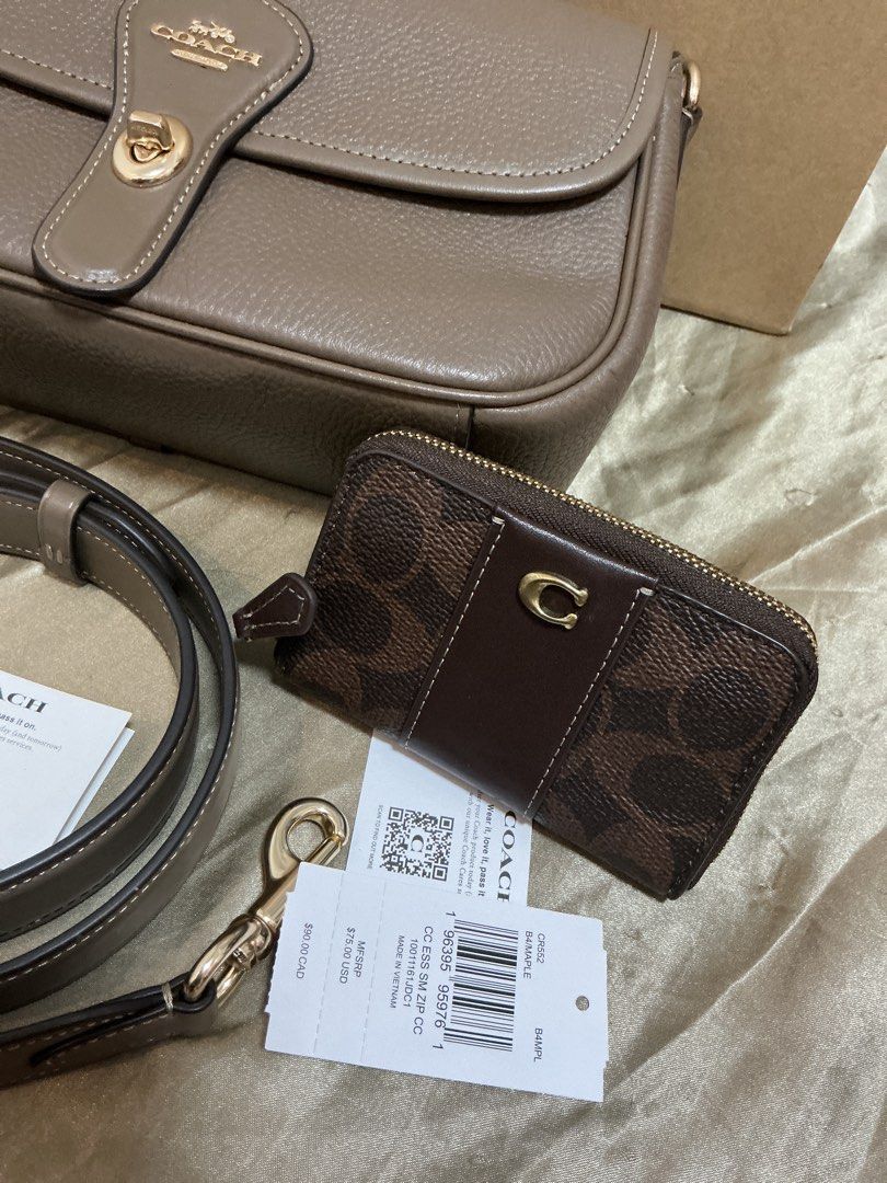 coach hadley bundle (Category: Luxury Bags & Wallets) located in Siquijor. Submitted by lian_ching (Listing ID 1470084155, Image 2). Description: bought abroad outlet store comes with complete inclusions original.