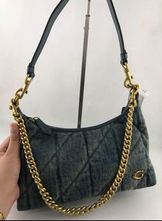 (Category: ) located in . Submitted by bagsboutiqueph (Listing ID 1470064963, Image 1). Description: .