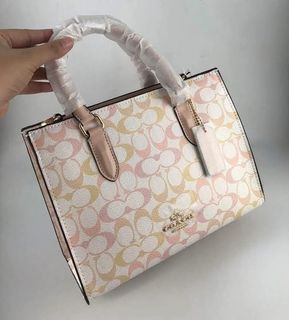 (Category: ) located in . Submitted by bagsboutiqueph (Listing ID 1470073086, Image 1). Description: .