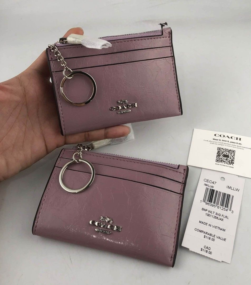 Coach Mini Skinny ID Cardcase (Category: Wallets & Card holders) located in Quezon City. Submitted by bagsboutiqueph (Listing ID 1470065857, Image 1). Description: LAST PRICE POSTED. LIMITED STOCKS! BRANDNEW WITH INCLUSIONS. COLOR MAY SLIGHTLY VARY IN ACTUAL DUE TO LIGHTING AND CAMERA SETTING. OTHER PHOTOS WILL BE SEND DURING PURCHASE AND FOR SURE BUYERS ONLY. WHEN IN DOUBT, DO NOT ORDER. THANK YOU..