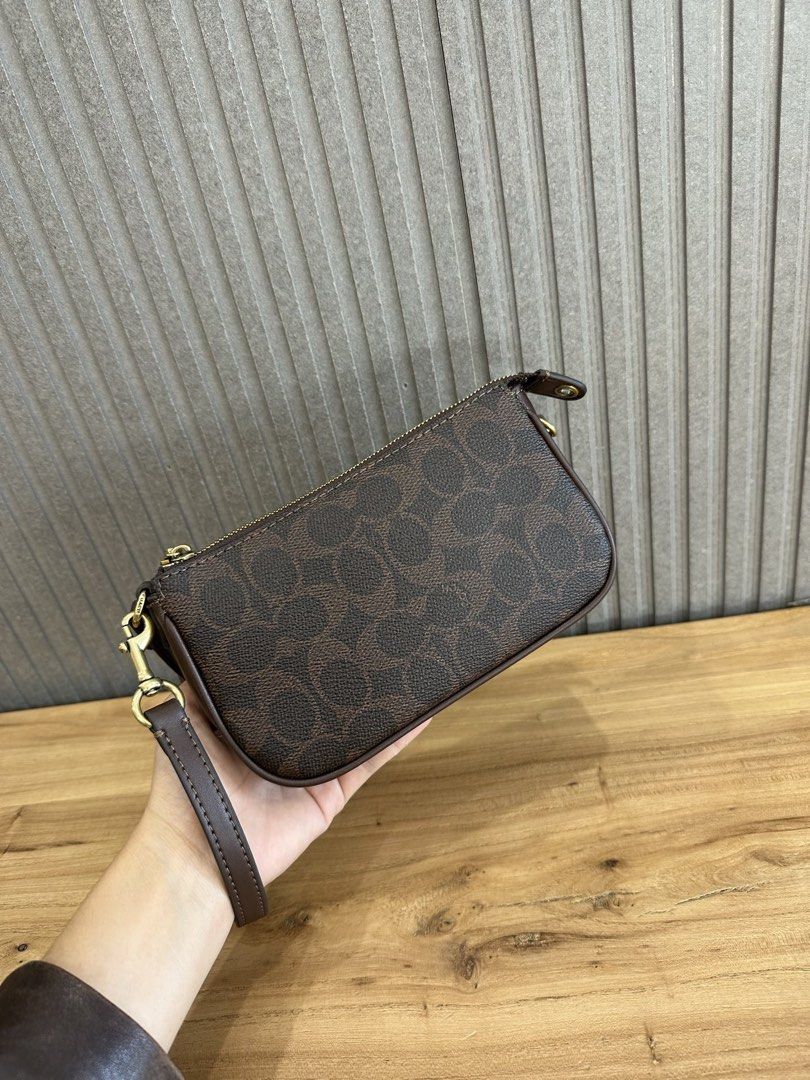 Shouldering Poster Computer Coach Plaza Shoulder Bag, Women's Fashion, Bags & Wallets, Shoulder ...