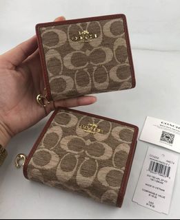 (Category: ) located in . Submitted by bagsboutiqueph (Listing ID 1470068151, Image 1). Description: .