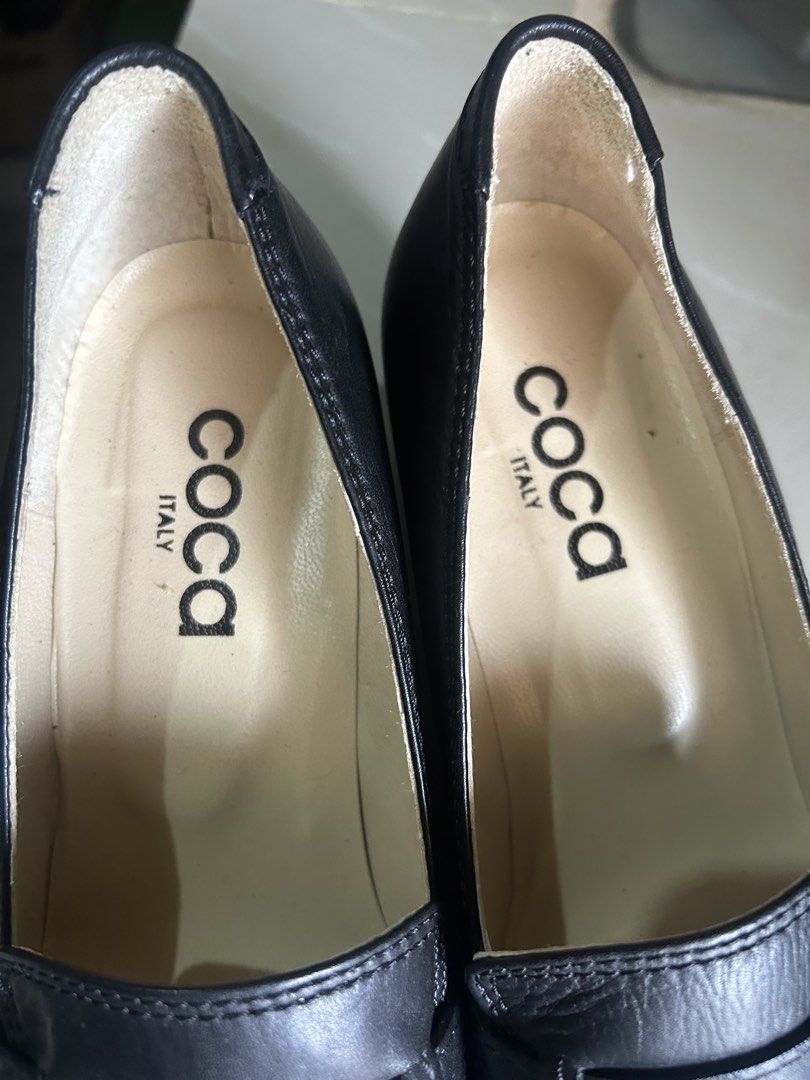Coca loafers black size35 1/2 (Category: Loafers) located in Cavite. Submitted by cecitrifthshop (Listing ID 1469960695, Image 2). Description: Black leather penny loafer by Coca italy size 35.1/2 like new .