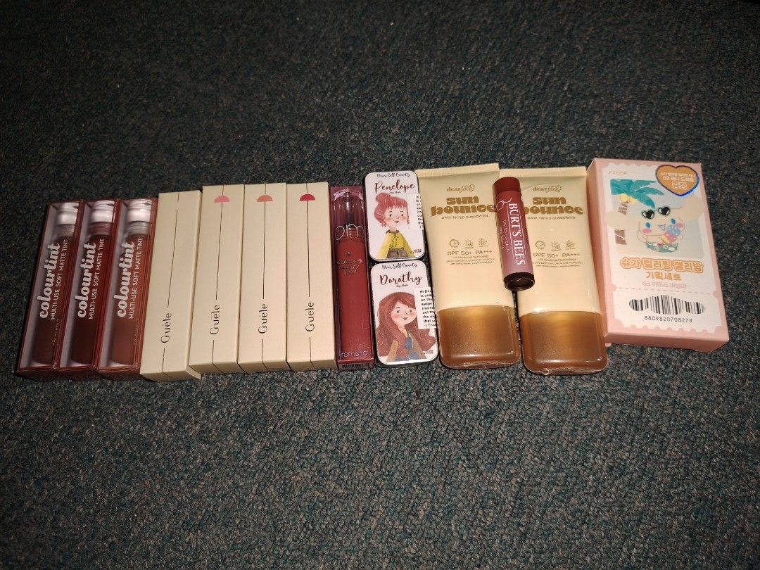 COLOURETTE MAKE UP SET (Category: Makeup) located in Manila. Submitted by pinkybeautycon26 (Listing ID 1470088948, Image 1). Description: COLOURETTE MAKE UP SET ALL BRAND NEW INCLUSIONS: >COLOURETTE COLOURTINT - SHADES: COCO, ELLIE, EMMA >GUELE LIP MOIST SHADES: CLEAR DEW, PINK WATERMELON, BURNT ROSE, CRIMSON BERRY >ROMAND GLASTING WATER TINT - 16 FIGRISE (2027) >DEAR SELF BEAUTY CLAY BLUSH SHADES: PENELOPE & DOROTHY >BURT'S BEE TINTED LIP BALM -