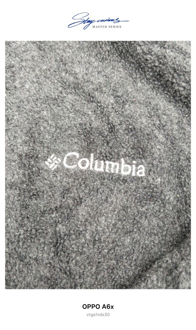 Columbia Fleece Jacket Grey 1X (Category: Coats, Jackets and Outerwear) located in Manila. Submitted by vtg_finds30 (Listing ID 1470032783, Image 2). Description: ⚡ Original Columbia fleece full‑zip jacket! Malambot, mainit, ideal sa travel at outdoor! Size 1X, gray, may pockets – sulit na sulit ang presyo! 💰 ₱1,000 📍 Tanza, Cavite – PM agad dahil mabilis maubos ang ganitong branded na gamit!.
