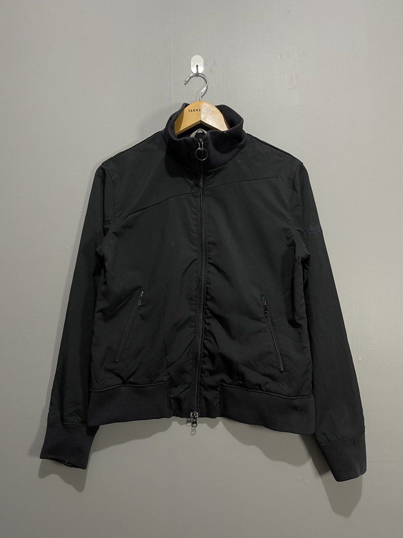 Columbia lightweight softshell bomber-style windbreaker jacket (Category: Coats, Jackets and Outerwear) located in Davao. Submitted by yannrussel00 (Listing ID 1469975063, Image 1). Description: 📍𝗟𝗼𝗰𝗮𝘁𝗶𝗼𝗻: 𝗗𝗮𝘃𝗮𝗼 𝗖𝗶𝘁𝘆 📌 𝗜𝘁𝗲𝗺 𝗦𝘁𝗶𝗹𝗹 𝗔𝘃𝗮𝗶𝗹𝗮𝗯𝗹𝗲 𝗥𝗘𝗔𝗗 𝗗𝗘𝗧𝗔𝗜𝗟𝗦 𝗕𝗘𝗟𝗢𝗪 ⬇️ ‼️ Size Medium on tag Dimes W19.5 x L22.5 Sleeve 24” Condition 10/10 Like new No issue Ready to wear ✨.