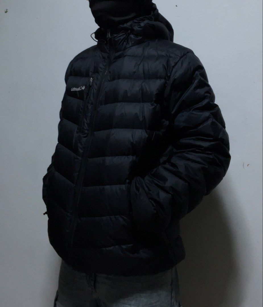 Columbia Puffer Labyrinth Loop II Insulated Hooded Jacket (Category: Coats, Jackets and Outerwear) located in Quezon City. Submitted by renovare.196 (Listing ID 1470078448, Image 3). Description: Columbia Puffer Labyrinth Loop II Insulated Hooded Jacket As New Condition Color Rate: 9.8/10 No Issue Authentic/Legit Measurements • Width: 23 • Length: 27.5 Price: 4000 obo DM IF INTERESTED📥 .
