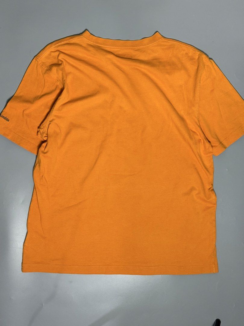 Columbia shirt (Category: Tshirts & Polo Shirts ) located in Las Pinas. Submitted by weryouat (Listing ID 1470014810, Image 2). Description: Columbia Tee 🚨🚨🚨 Cotton Embroided logo Large on tag Excellent Condition 23"wdith 26"length 1000 only MOP BPI/GCASH SHIP VIA J&T/Lalamove PAYMENTS FIRST POLICY LAS PINAS📍.