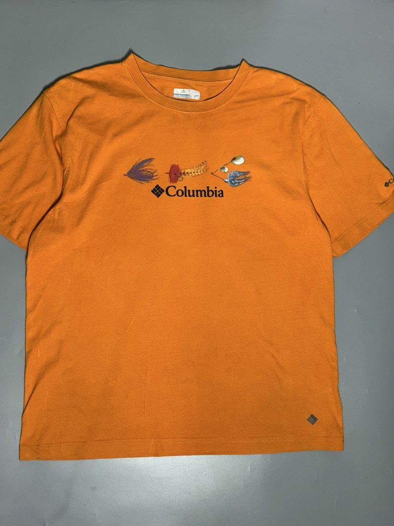 Columbia shirt (Category: Tshirts & Polo Shirts ) located in Las Pinas. Submitted by weryouat (Listing ID 1470014810, Image 1). Description: Columbia Tee 🚨🚨🚨 Cotton Embroided logo Large on tag Excellent Condition 23"wdith 26"length 1000 only MOP BPI/GCASH SHIP VIA J&T/Lalamove PAYMENTS FIRST POLICY LAS PINAS📍.
