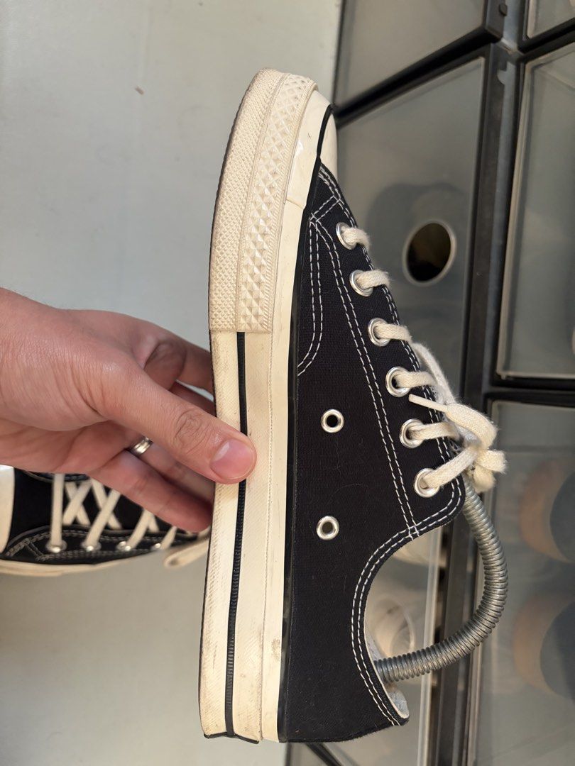 Converse Chuck 70 Low Black (Category: Sneakers) located in Makati City. Submitted by mmry1214 (Listing ID 1470138855, Image 3). Description: For sale only Converse 70s black Size 6mens Good condition no box 1,100php only RFS: uuwi na ng province 📍Guadalupe Nuevo, Makati City.