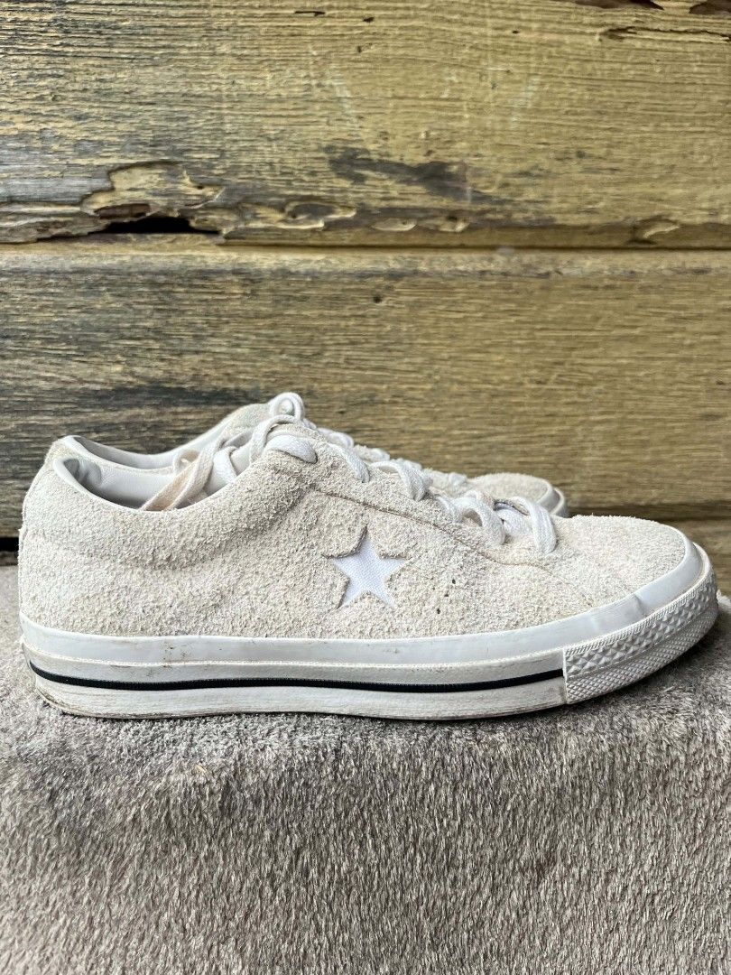 Converse One Star Suede Low Top Off White Sneakers (Category: Sneakers) located in Baroy. Submitted by laudecarlfe24 (Listing ID 1470043317, Image 2). Description: - Brand: Converse One Star - Color/Material: Off-white suede - Style: Low top with iconic side star logo - Size: US Men's 5 / US Women's 7 - Condition: Clean uppers, white laces, minimal wear on soles with great tread left - Perfect for daily casual wear.