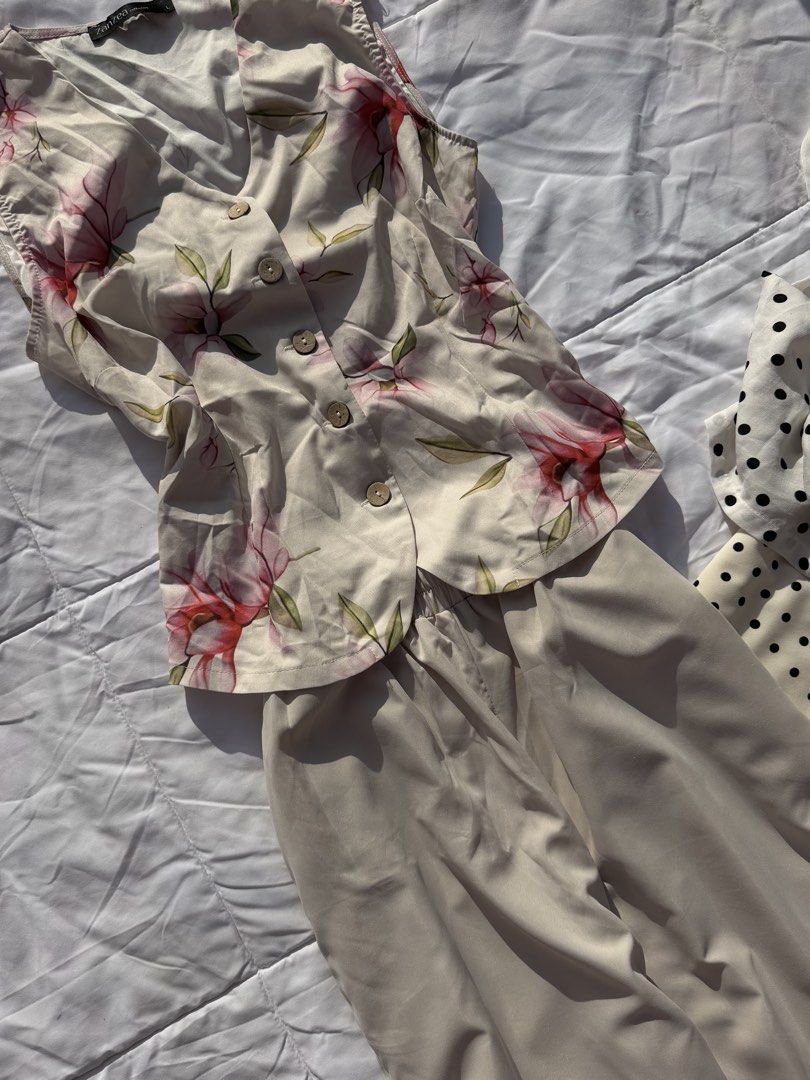 COORDS (zanzea collection) (Category: Sets or Coordinates) located in Santiago. Submitted by findsbyjew (Listing ID 1470083625, Image 2). Description: zanzea collection coords 💐 • actual pic posted (including orig price) • button down vest top • stretchable waist loose pants can do shipping nationwide via jnt! Loc: Isabela.