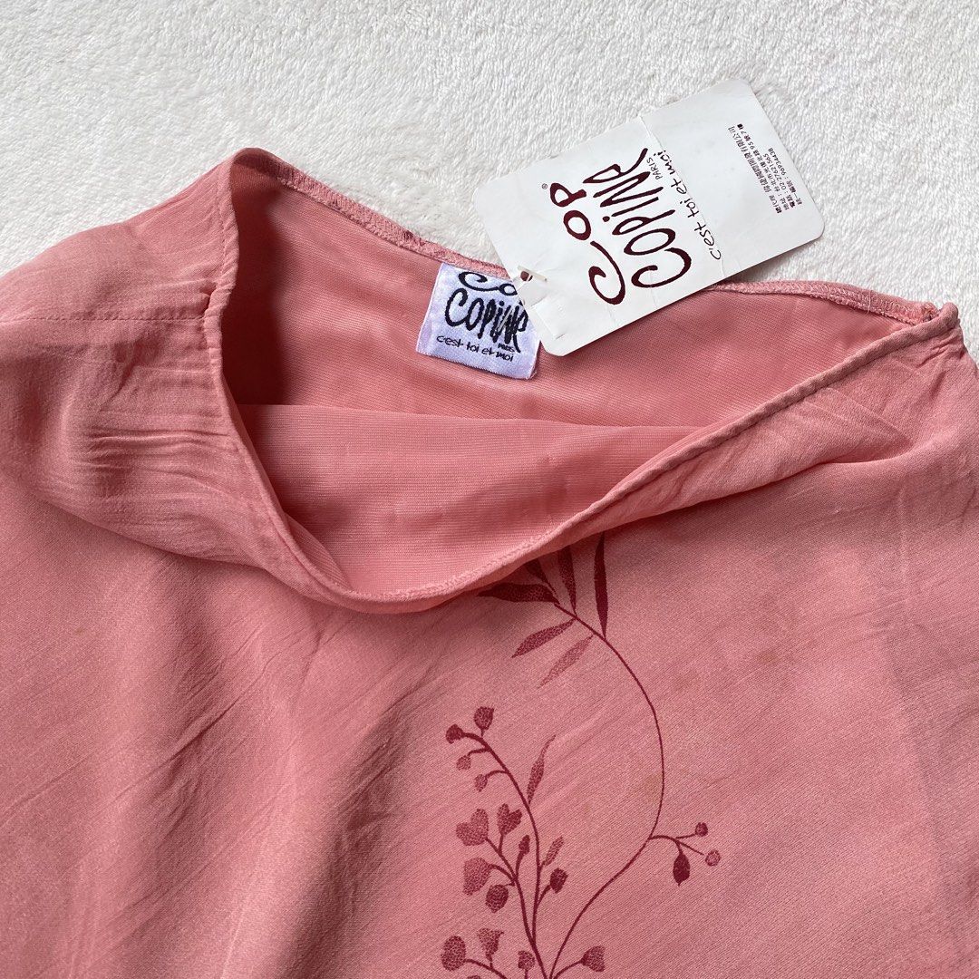 💫Cop Copine Skirt w/ hangtag (Category: Skirts) located in Manila. Submitted by yourdaily_obsessions (Listing ID 1470092315, Image 2). Description: Item: Cop Copine •Measurements: w25”,l18” •for my fashionable girlies!💞 So pretty!🥰 - Notes before making an offer❗️ •Photos are provided for self authentication. •Bogus/irresponsible buyer auto blocked •Check details first, to see minimal flaw/issue if any. •Payment First. No payment, no reservati
