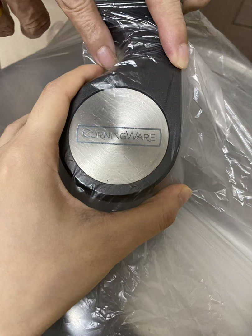 Cornongware （分類：炊具及配件）位於 Hong Kong。 由 miffyyy. 提交（商品編號 1470054917，圖片 1）。簡介： 全新，完全沒有用過 北角站交收 可小議價。