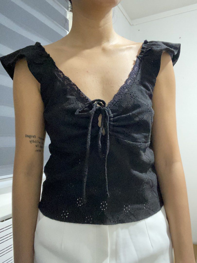Cotton on eyelet top (Category: Blouses) located in Lapu-Lapu City. Submitted by denyella (Listing ID 1469986635, Image 1). Description: Cotton on eyelet with lace details size: M color: black NO ISSUES used twice only rfs: decluttering .