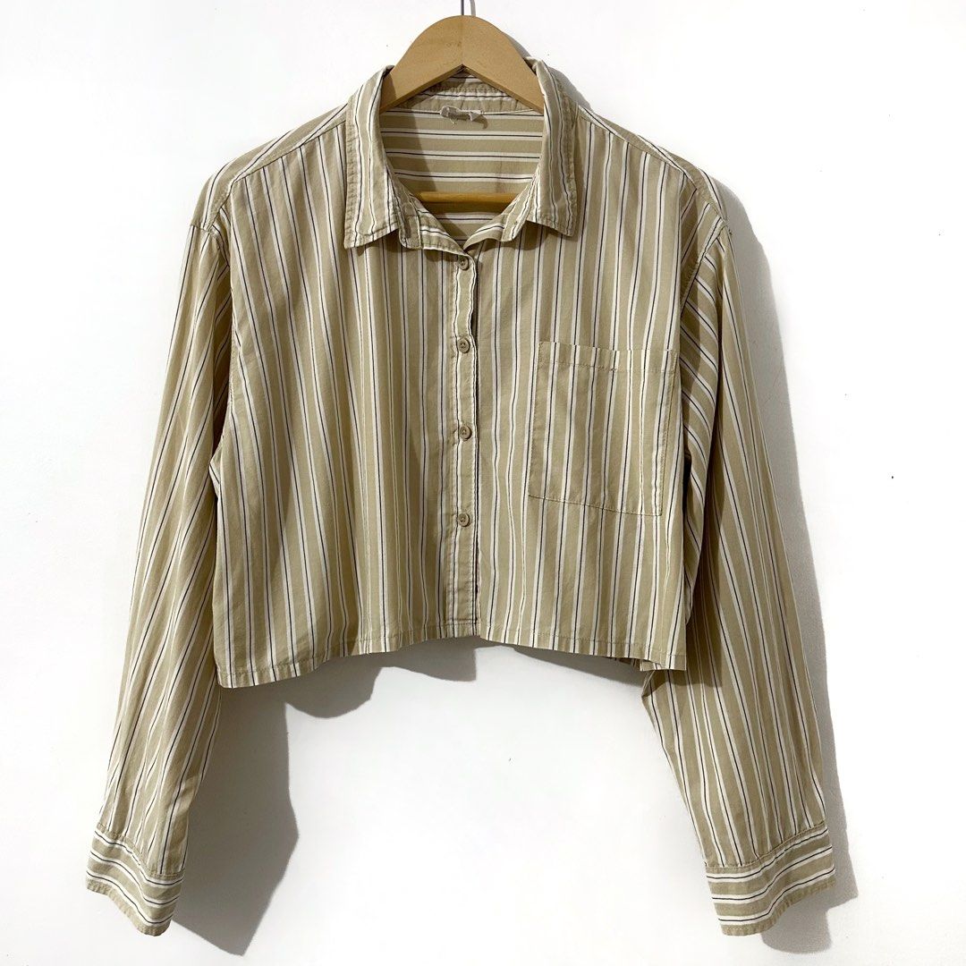 Cotton on Pinstripes Buttondown Top (Category: Blouses) located in Taguig. Submitted by intransitforyou (Listing ID 1470116959, Image 1). Description: .