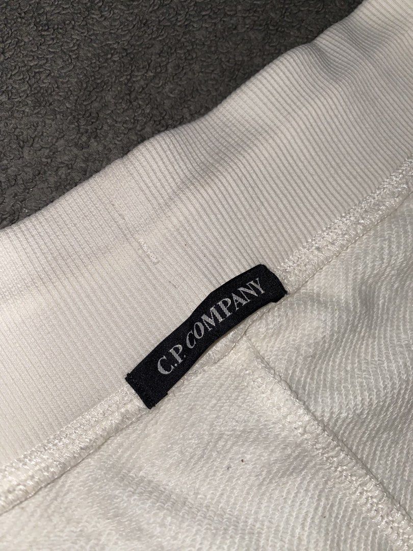 C.P. COMPANY SWEAT PANTS (Category: Joggers) located in Caloocan City. Submitted by arcane_thrift (Listing ID 1468727768, Image 3). Description: .