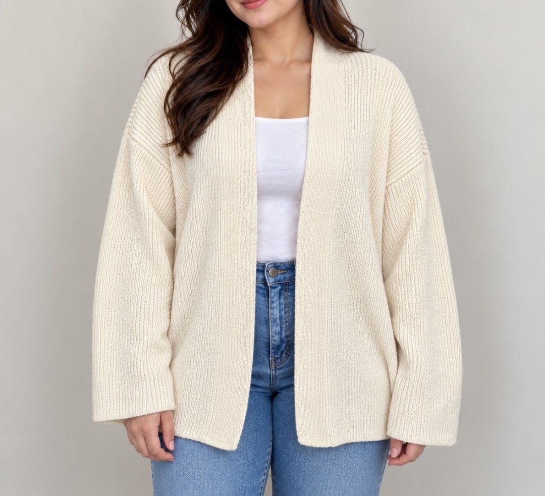 Cream Ribbed Knit Open Cardigan (Category: Coats, Jackets and Outerwear) located in San Mateo. Submitted by sellbypelle (Listing ID 1470019997, Image 1). Description: Pre loved 🌸 Brand: Yika Korea Actual Measurements W: 22 (44 bust) can stretch up to 46 L : 24 inch No Issue Location: Rizal 💰 Payment: GCash — pay first 📦 Shipping: + sf via J&T only 🗓️ Batch shipping: Once a week 💡 Actual color may vary slightly due to lighting and screen sett