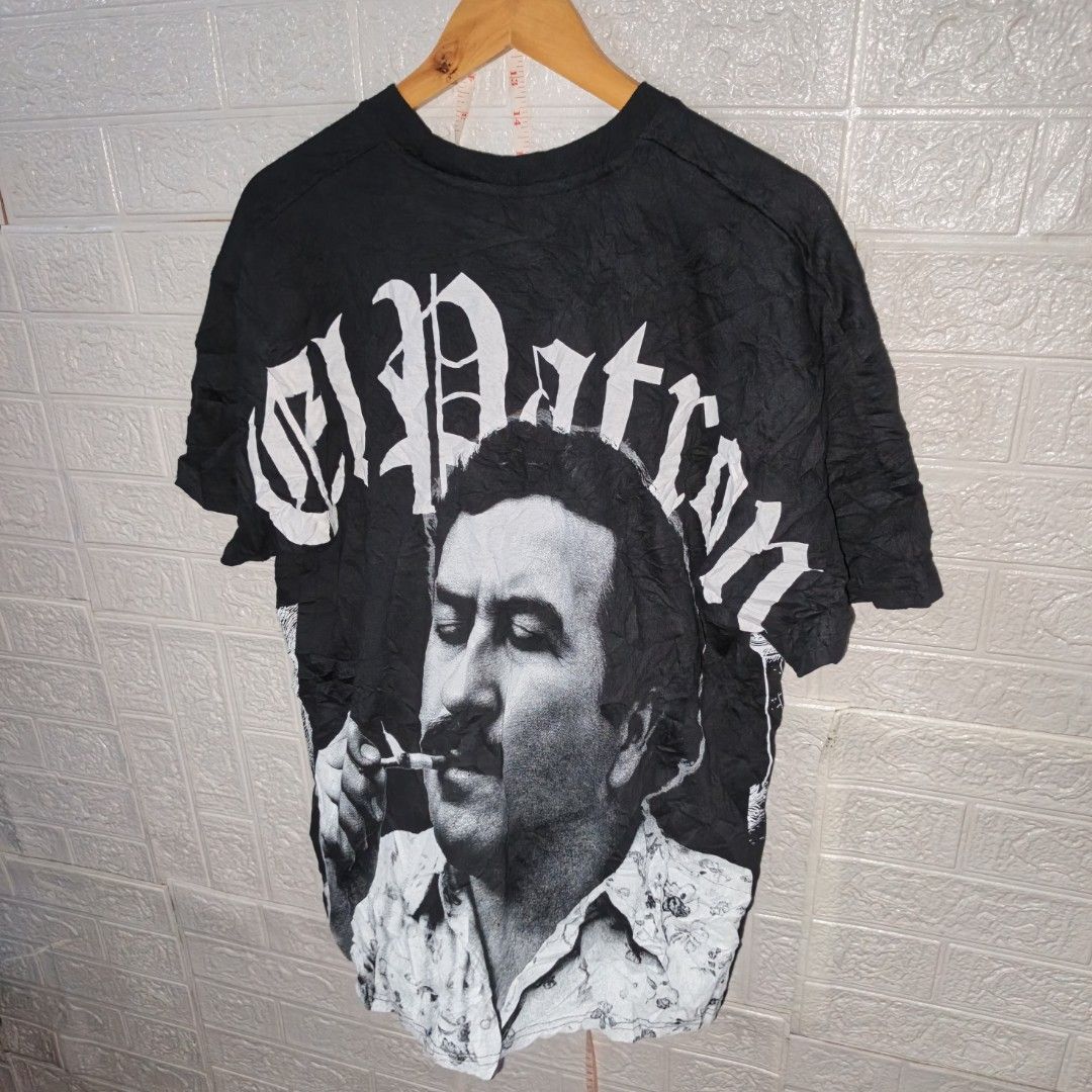 CROCKS AND CASTLE EL CHAPO (Category: Formal Shirts) located in Cebu City. Submitted by papart1993 (Listing ID 1470023802, Image 3). Description: AS NEW 21 W 29 L.
