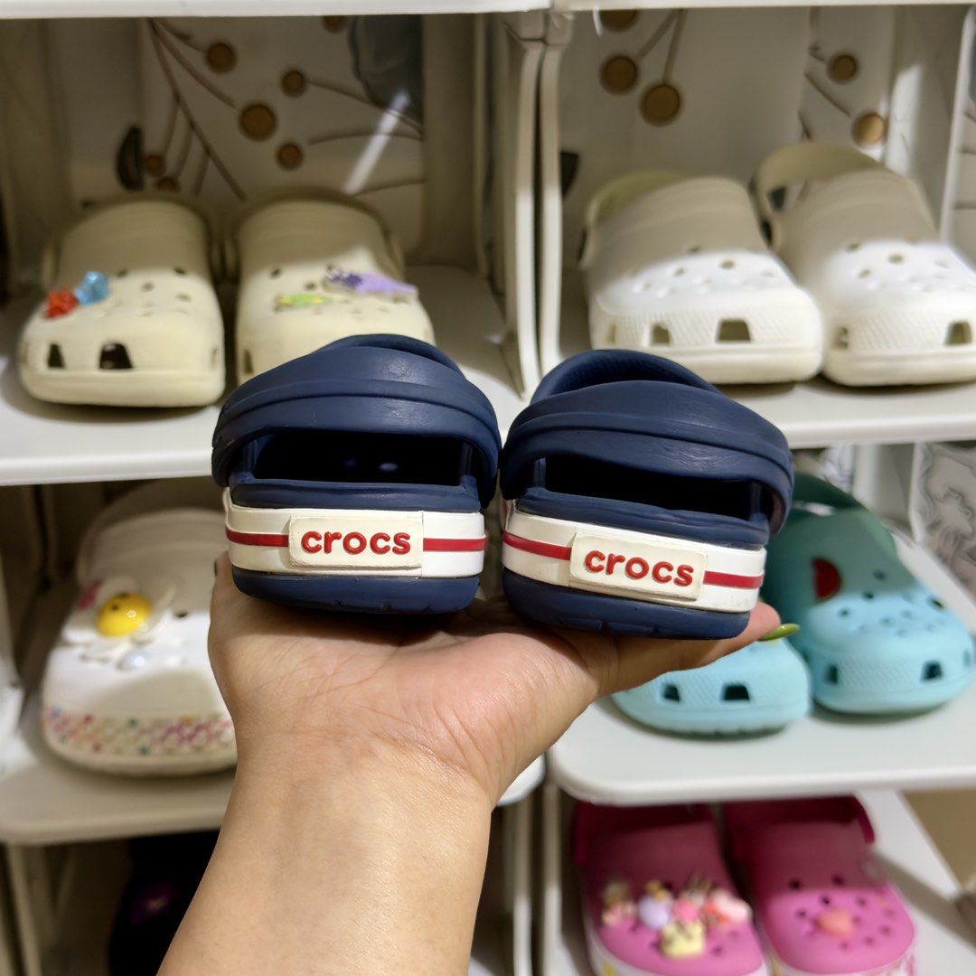 Crocs for Kids (Category: Babies & Kids Fashion) located in Baguio. Submitted by shopple.ph (Listing ID 1470128361, Image 3). Description: C R 🐊 C S for Kids 📏 Size: c6 (US) | 23 (EU) | 14 cm ✨ Condition: VGUC — please refer to posted photos 👀 What you see is what you get. 🫧 Pre-washed ☺️ 🛍️ Ukay source — please limit your expectations. 🚫 Payment first policy — No COD 💸 MOP: GCash / BPI / BDO / MariBank / Maya 📦 Courier: J&T Express only 
