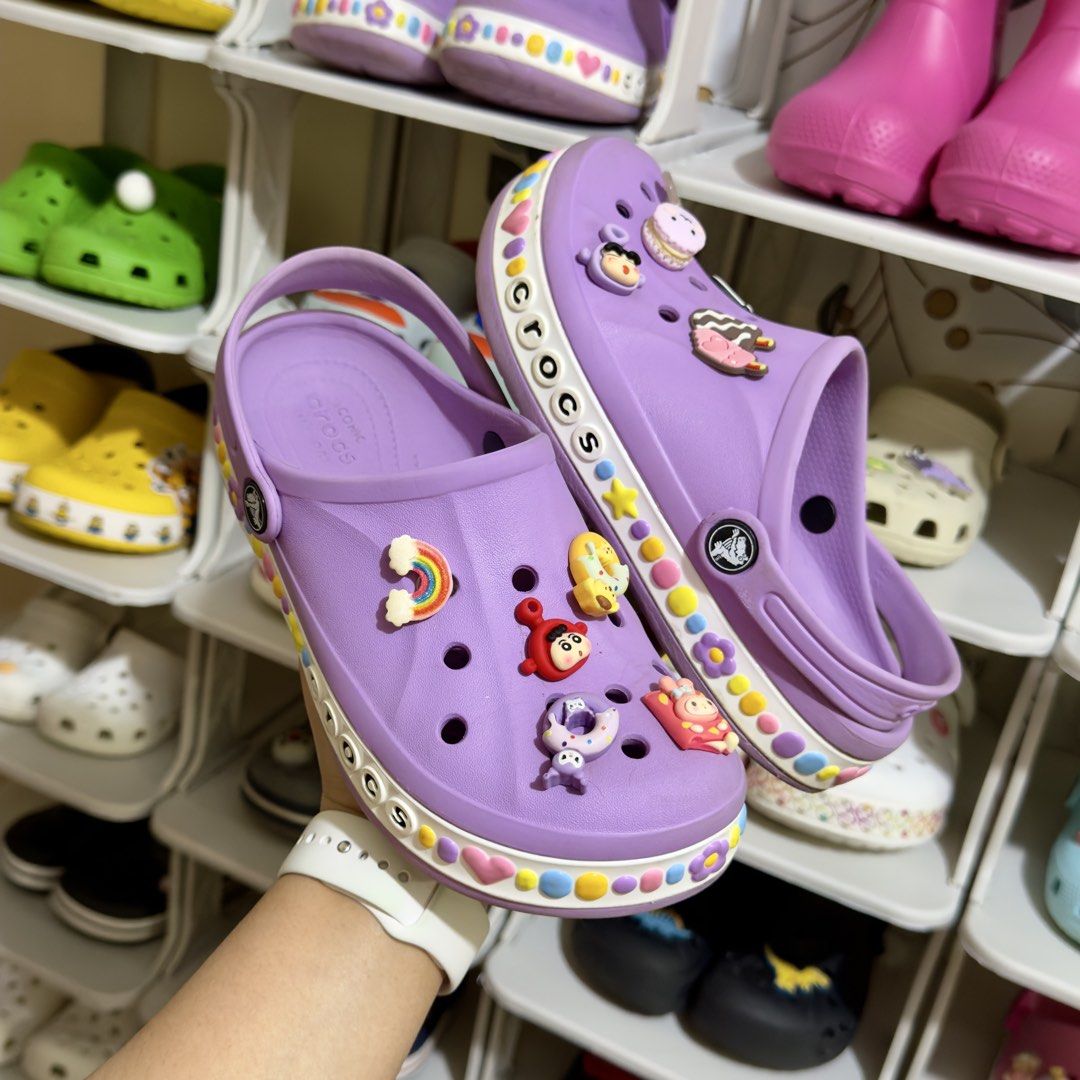 Crocs for Kids (J3) (Category: Babies & Kids Fashion) located in Baguio. Submitted by shopple.ph (Listing ID 1470123319, Image 2). Description: C R 🐊 C S for Kids 📏 Size: j3 (US) | 35-36 (EU) | 22 cm ✨ Condition: VGUC — please refer to posted photos 👀 What you see is what you get. 🫧 Pre-washed ☺️ 🛍️ Ukay source — please limit your expectations. 🚫 Payment first policy — No COD 💸 MOP: GCash / BPI / BDO / MariBank / Maya 📦 Courier: J&T Expre