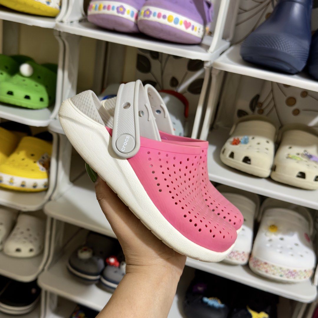 Crocs for Kids LiteRide (c12) (Category: Babies & Kids Fashion) located in Baguio. Submitted by shopple.ph (Listing ID 1470125699, Image 2). Description: C R 🐊 C S for Kids 📏 Size: c12 (US) | 29-30 (EU) | 18.5 cm ✨ Condition: VGUC — please refer to posted photos 👀 What you see is what you get. 🫧 Pre-washed ☺️ 🛍️ Ukay source — please limit your expectations. 🚫 Payment first policy — No COD 💸 MOP: GCash / BPI / BDO / MariBank / Maya 📦 Couri