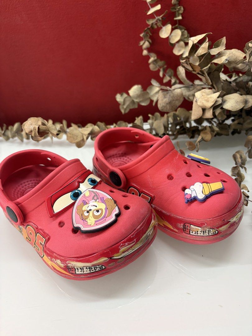 Crocs kids (Category: Babies & Kids Fashion) located in Manila. Submitted by coolandchic (Listing ID 1469974983, Image 1). Description: Size 9.