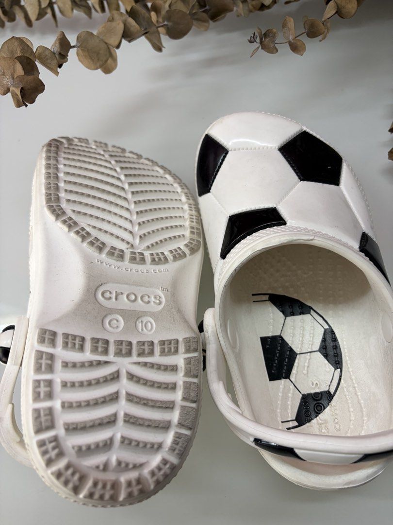 Crocs soccer (Category: Babies & Kids Fashion) located in Manila. Submitted by coolandchic (Listing ID 1469974425, Image 3). Description: .