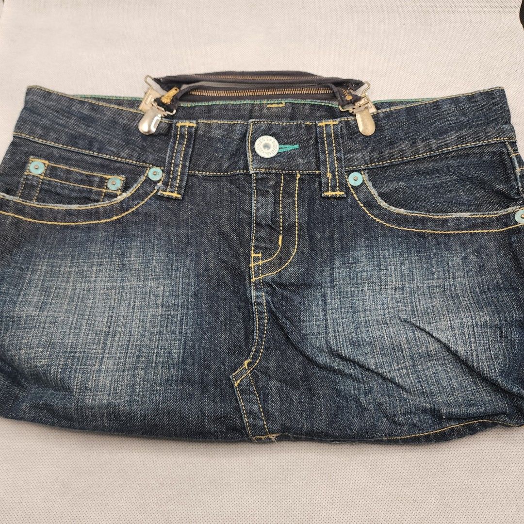 Custom Uniqlo Denim Bag (Category: Purses & Pouches) located in Binan City. Submitted by dottienook (Listing ID 1470050898, Image 1). Description: Custom Uniqlo Denim Bag sf at buyers expense.