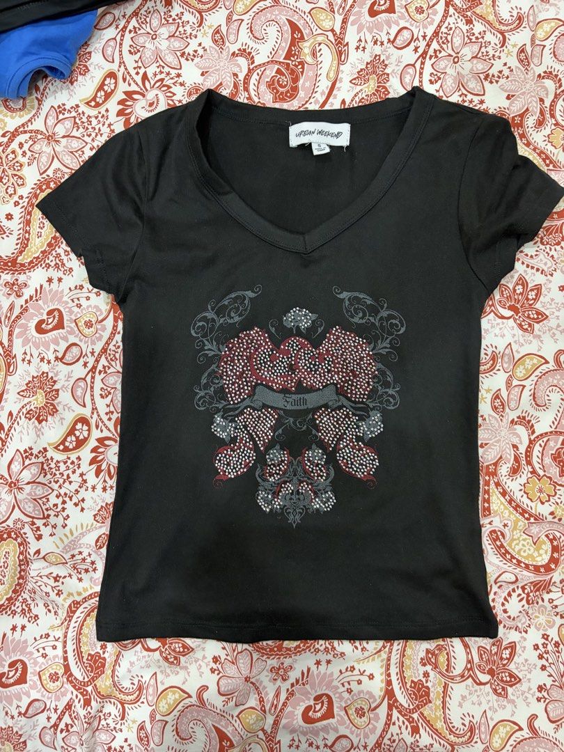 cute fitted full length y2k black top bedazzled (Category: Shirts) located in Lipa City. Submitted by best_cupcakes (Listing ID 1469963508, Image 1). Description: .