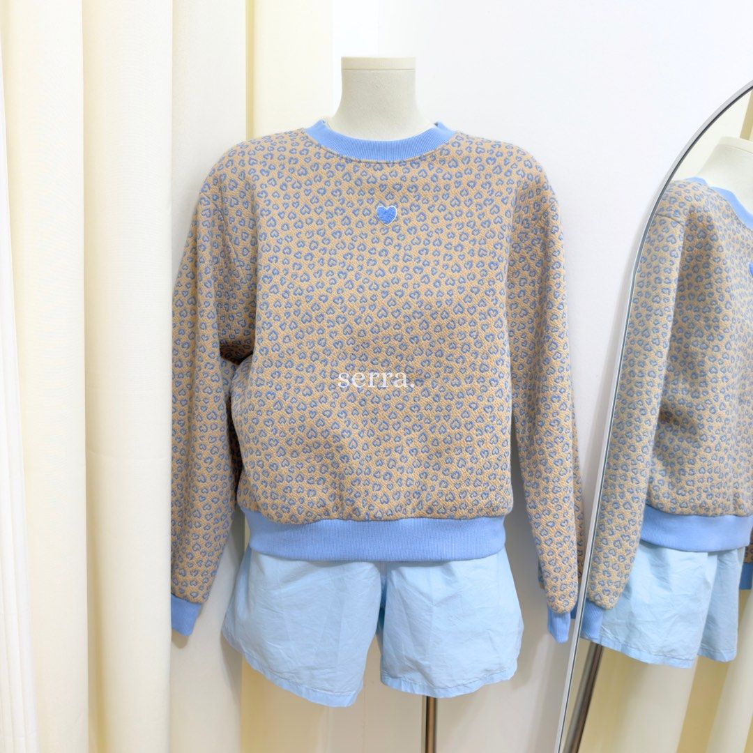 Cute Heart Pullover Jacket Top (Category: Longsleeves) located in Subic. Submitted by serra. (Listing ID 1469956815, Image 2). Description: 🎀Size: S-M 🎀Washed and ready to wear! 📍Subic, Zambales 💵Payment first via Gcash 📦Shipping nationwide via J&T.